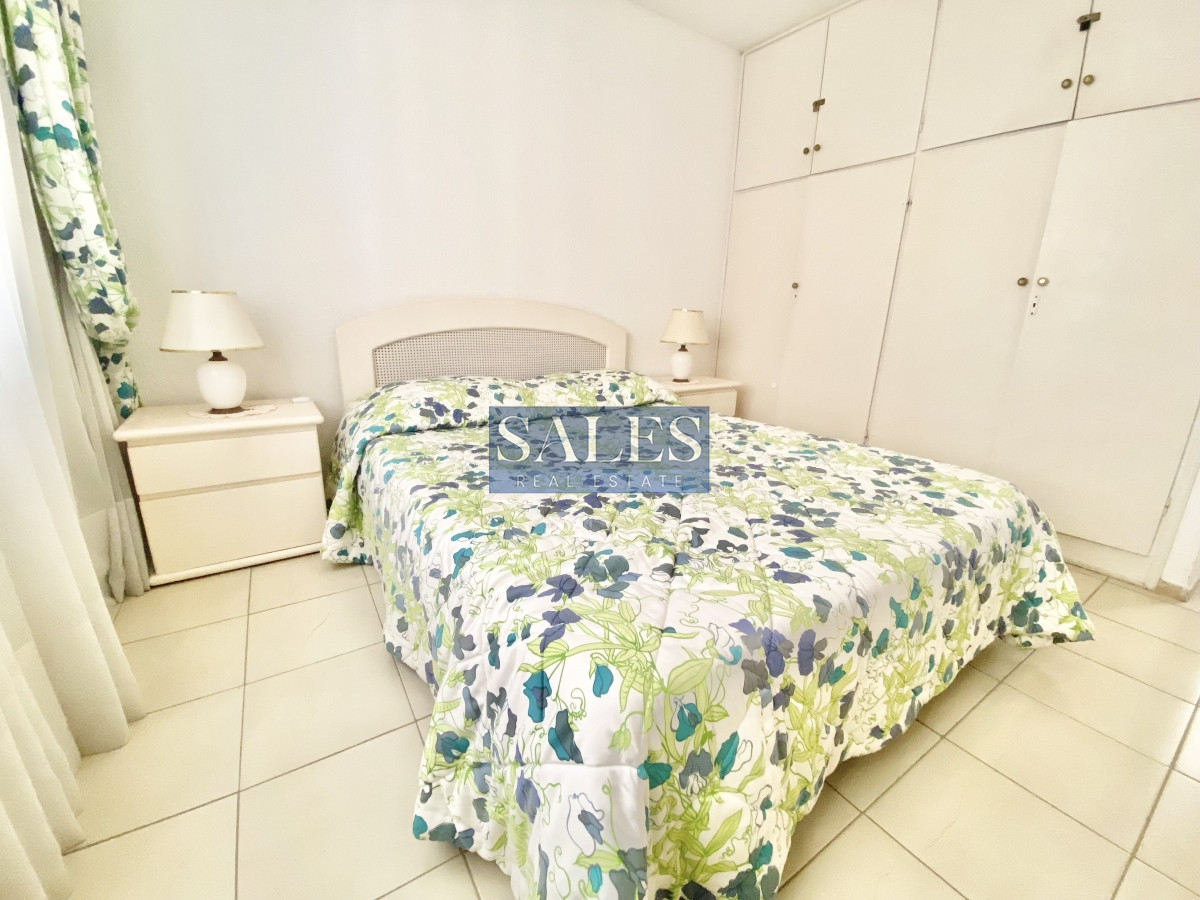 Apartamento ID.267 - VENTA, Apartamento, 2 dormitorios y garaje, Punta del Este, Uruguay