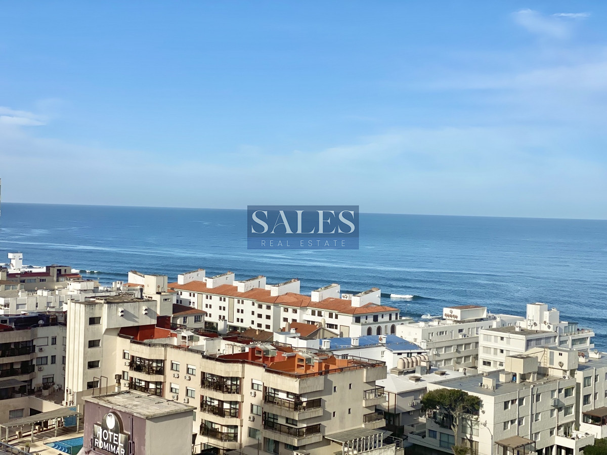 Apartamento ID.267 - VENTA, Apartamento, 2 dormitorios y garaje, Punta del Este, Uruguay