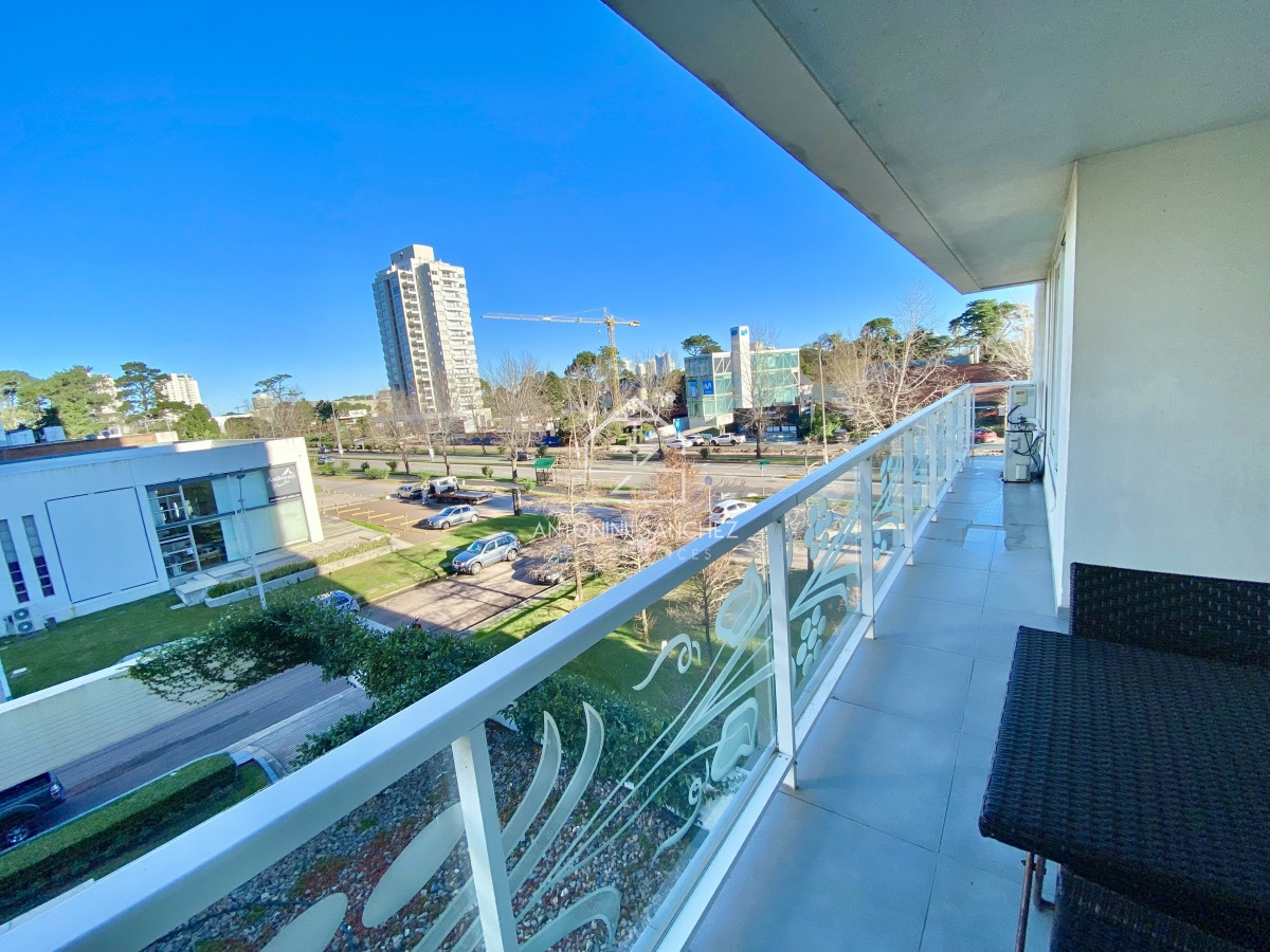 Apartamento ID.695 - Apartamento, Venta, 1 dormitorio, Punta del Este, Roosevelt