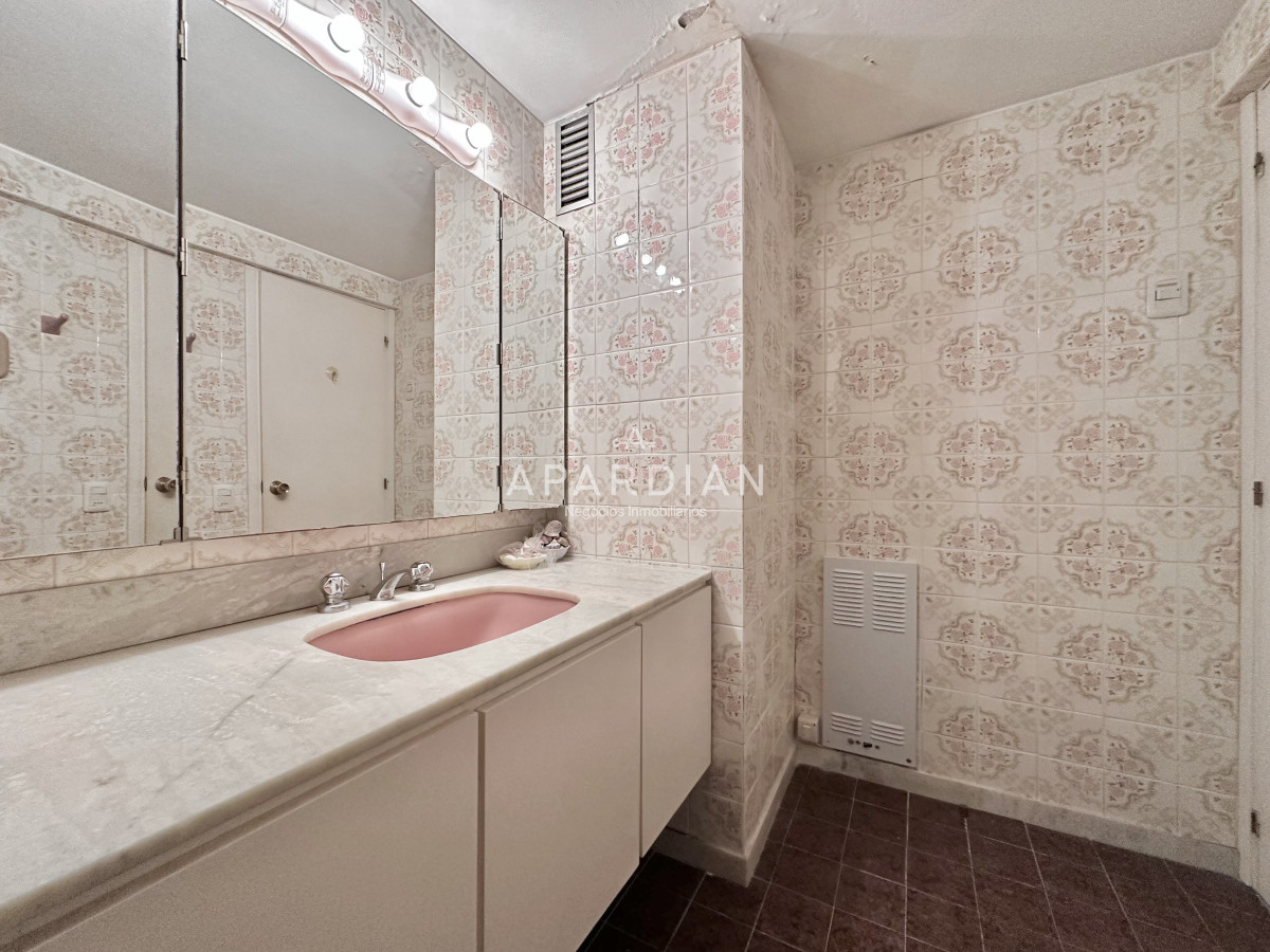 Apartamento ID.21098444 - Apartamento Venta 1 dormitorio y medio Península Punta del Este