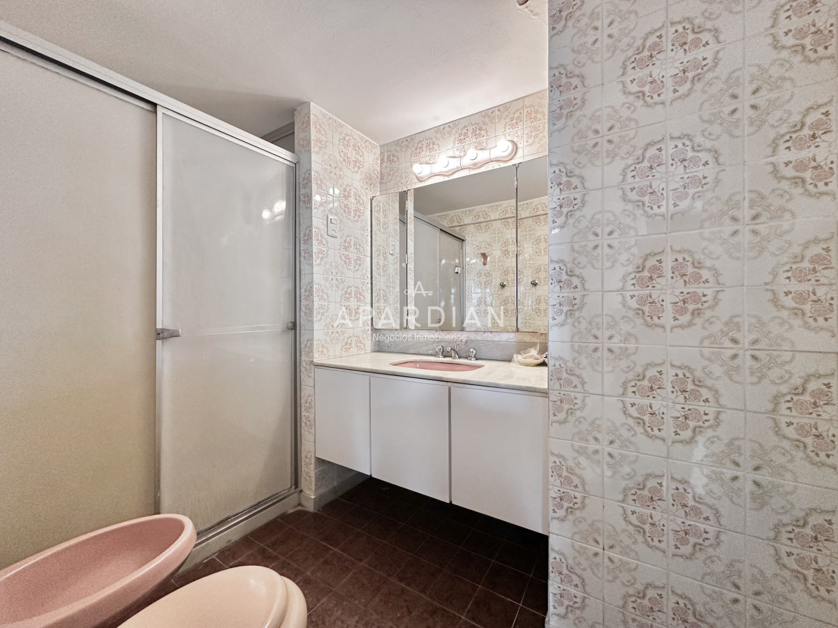 Apartamento ID.21098444 - Apartamento Venta 1 dormitorio y medio Península Punta del Este