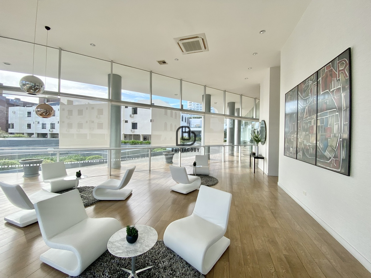 Apartamento ID.1336 - Alquiler 2 dormitorios y dependenciaMansa Punta del Este