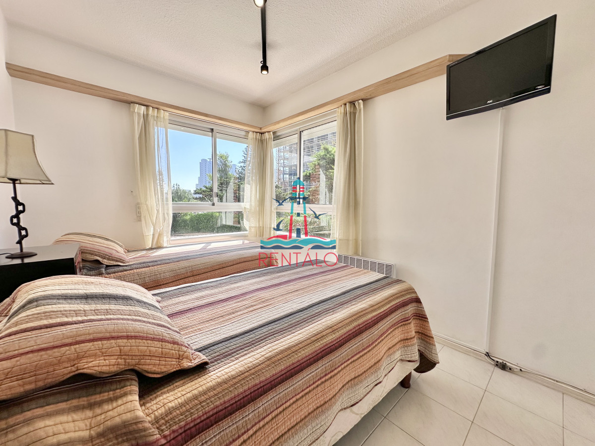 Apartamento ID.54 - Apartamento Venta 2 dormitorios Long Beach Punta del Este 