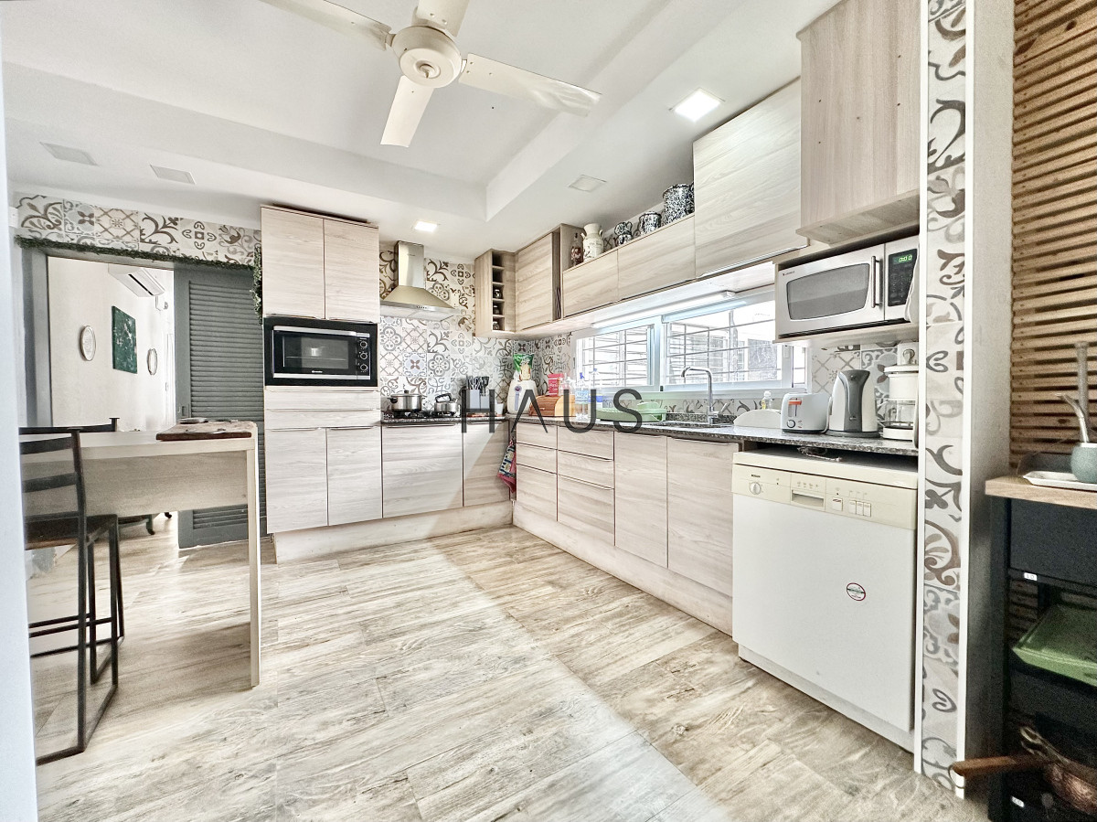 Casa ID.267 - Casa Venta 5 dormitorios Cantegril Punta del Este