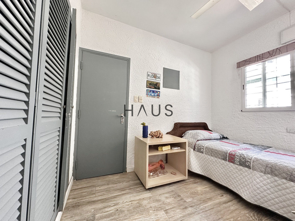 Casa ID.267 - Casa Venta 5 dormitorios Cantegril Punta del Este