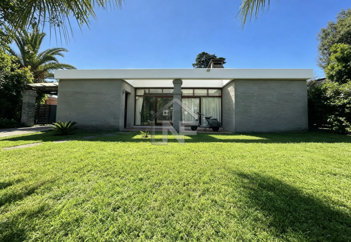 Casa ID.238 - Casa Alquiler de temporada 3 dormitorios, Mansa, Punta del Este
