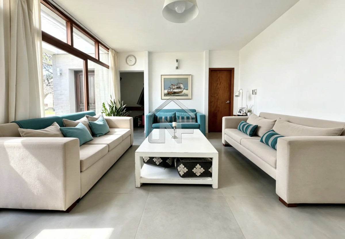 Casa ID.238 - Casa Alquiler de temporada 3 dormitorios, Mansa, Punta del Este