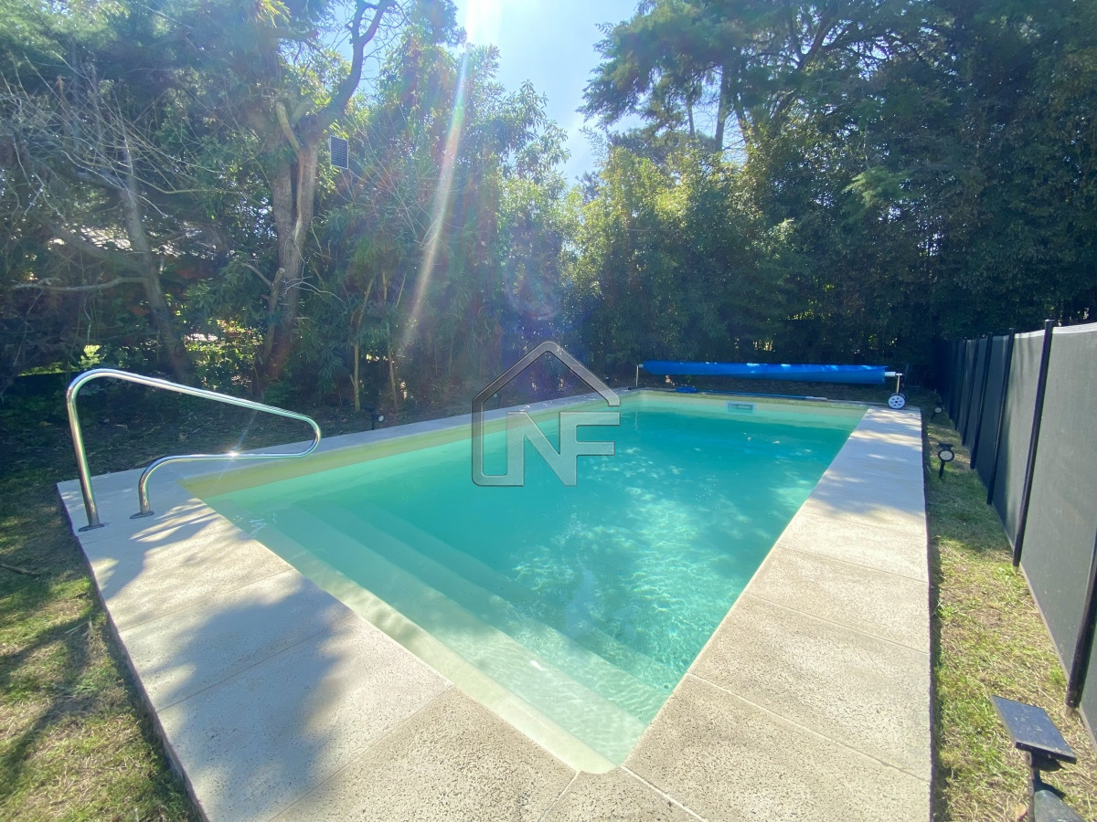 Casa ID.236 - Casa Alquiler Temporada 4 dormitorios Rincón del Indio Brava Punta del Este 