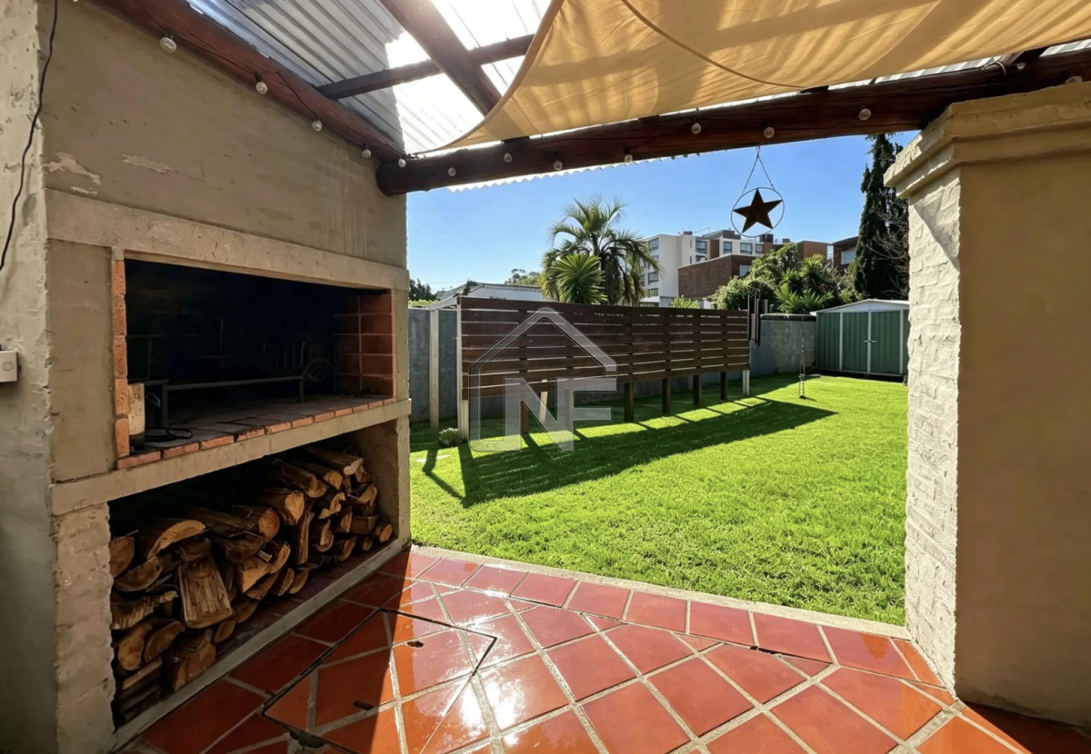 Casa ID.238 - Casa Alquiler de temporada 3 dormitorios, Mansa, Punta del Este