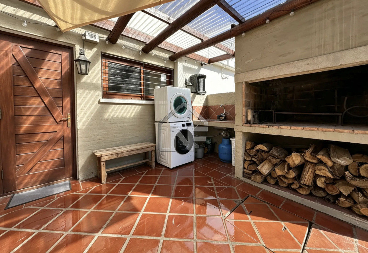 Casa ID.238 - Casa Alquiler de temporada 3 dormitorios, Mansa, Punta del Este