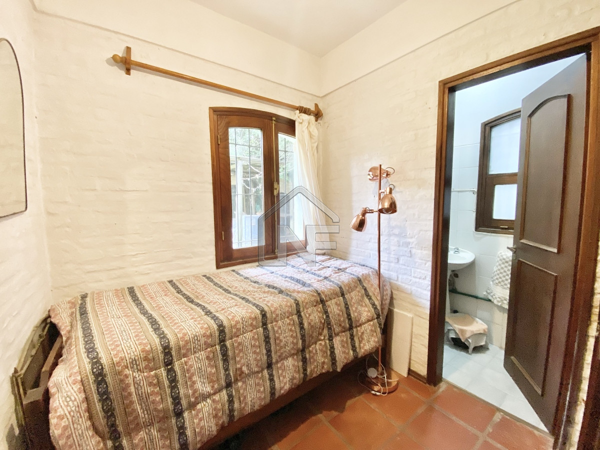 Casa ID.236 - Casa Alquiler Temporada 4 dormitorios Rincón del Indio Brava Punta del Este 