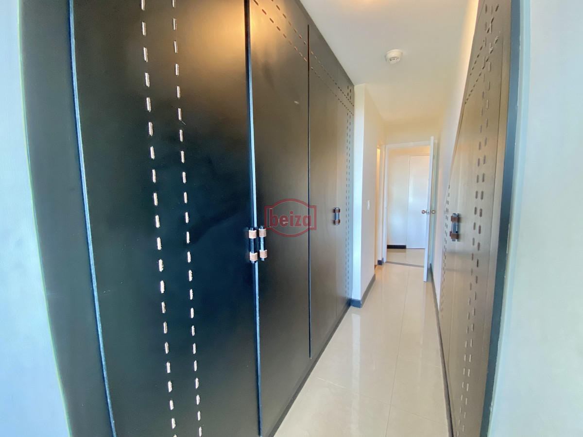 Apartamento ID.165714/Venta-Apartamento-3-dormitorios-en-la-Peninsula- - Alquiler temporada primera linea mansa