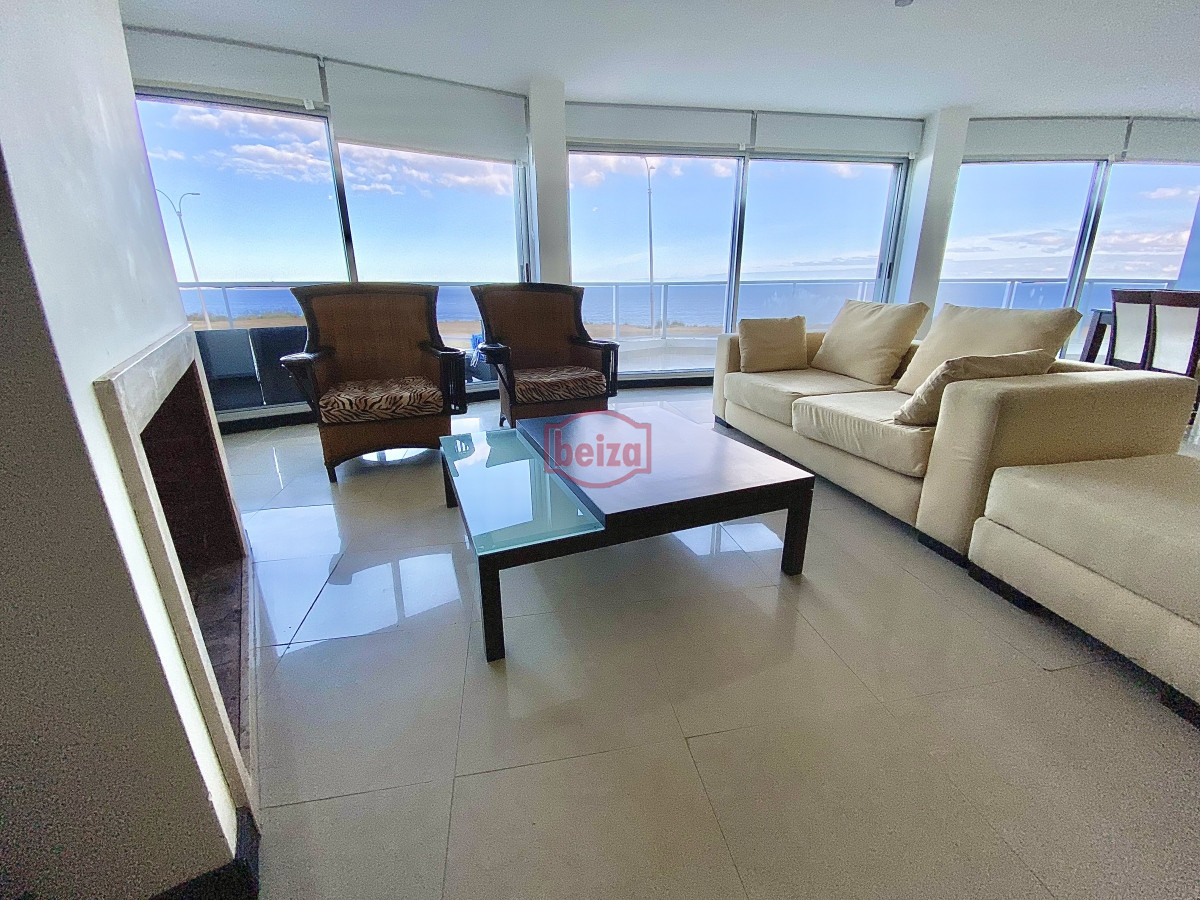 Apartamento ID.165714/Venta-Apartamento-3-dormitorios-en-la-Peninsula- - Alquiler temporada primera linea mansa