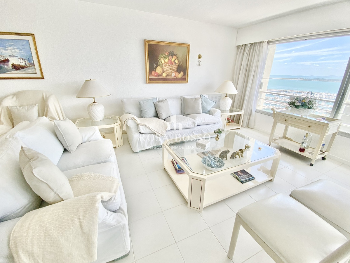 Apartamento Alquiler 4 dormitorios Península Punta del Este