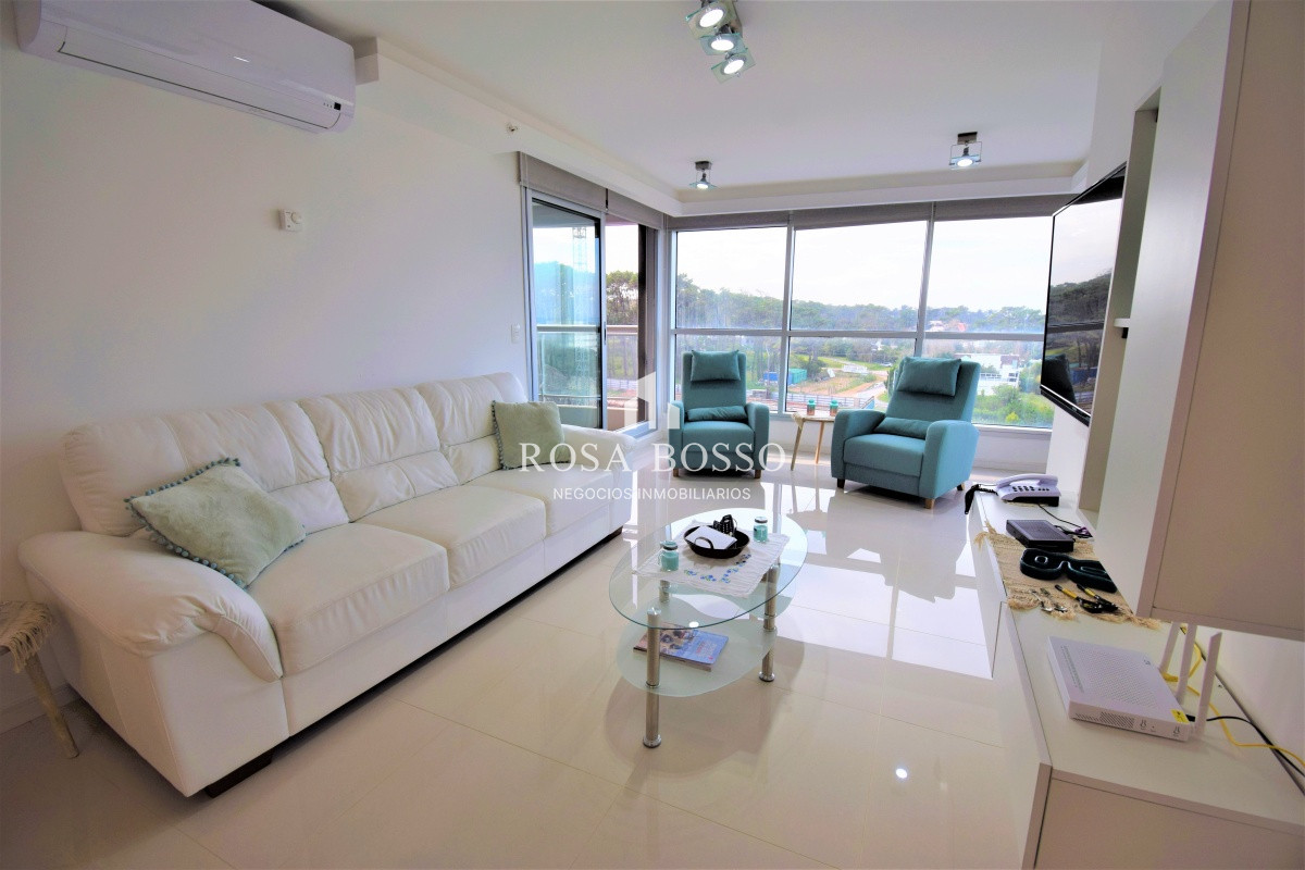 Excelente apartamento ubicado sobre la Brava! - RBS5633A