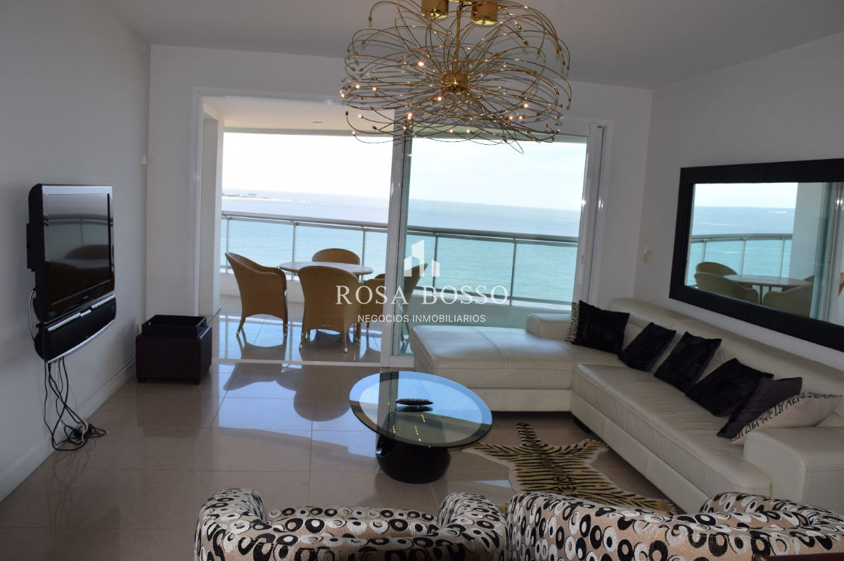 Apartamento en Mansa, 3 dormitorios *