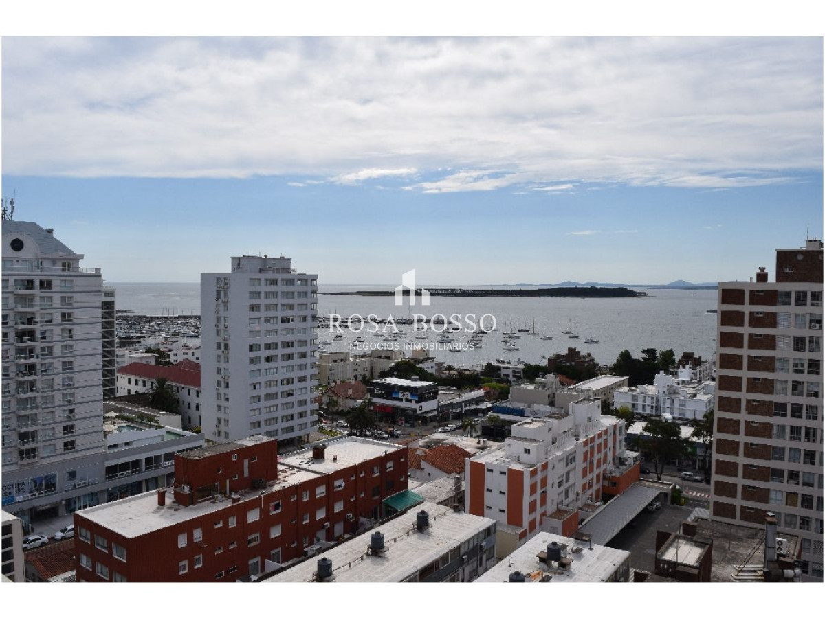 Apartamento en Peninsula, 2 dormitorios *
