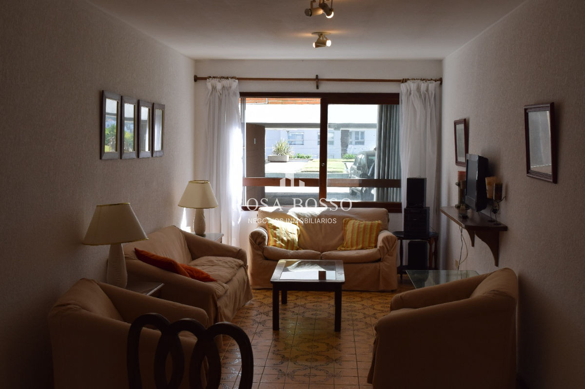Apartamento en Peninsula, 2 dormitorios *