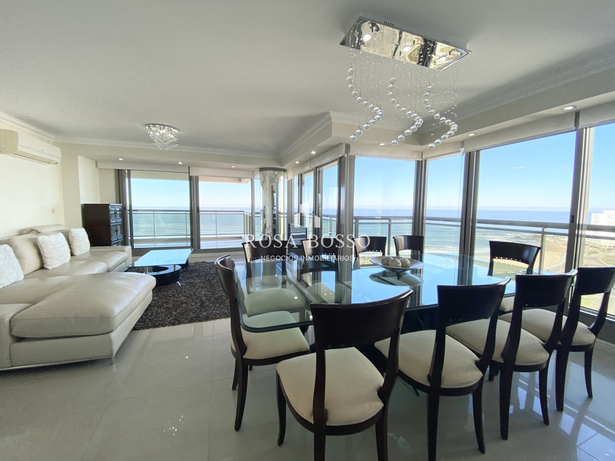 Apartamento 4 dormitorios  Garaje  vista Playa Brava  Punta del Este, Uruguay - RBS5741A