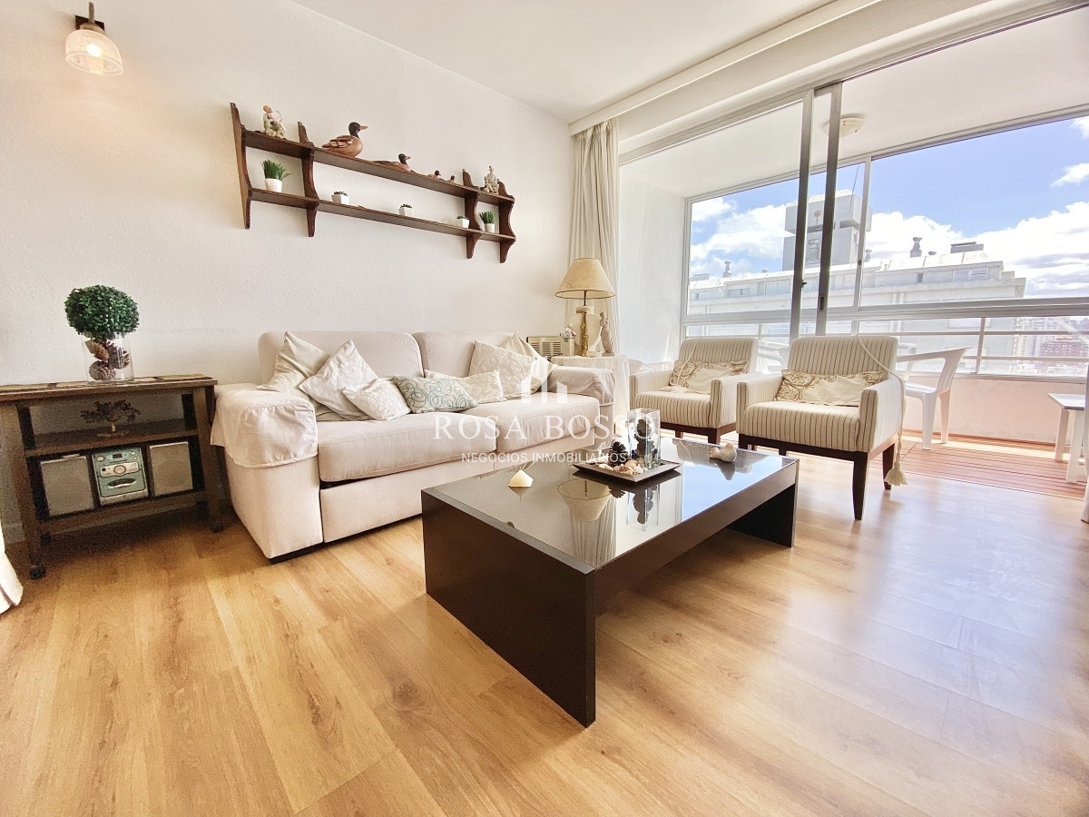 Apartamento Alquiler 2 dormitorios Penísula Punta del Este - RBS42A