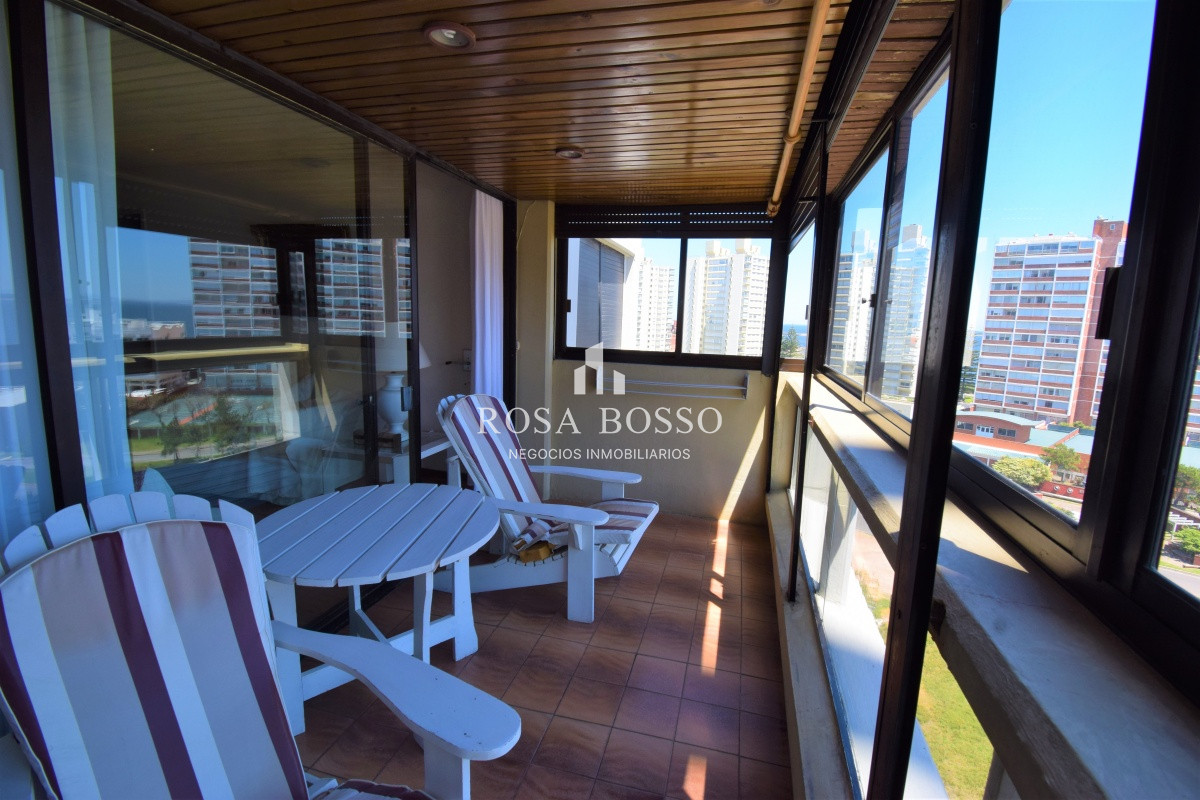 VENTA, Apartamento, 2 dormitorios con Garaje, con vista, Brava, Punta del Este, Uruguay