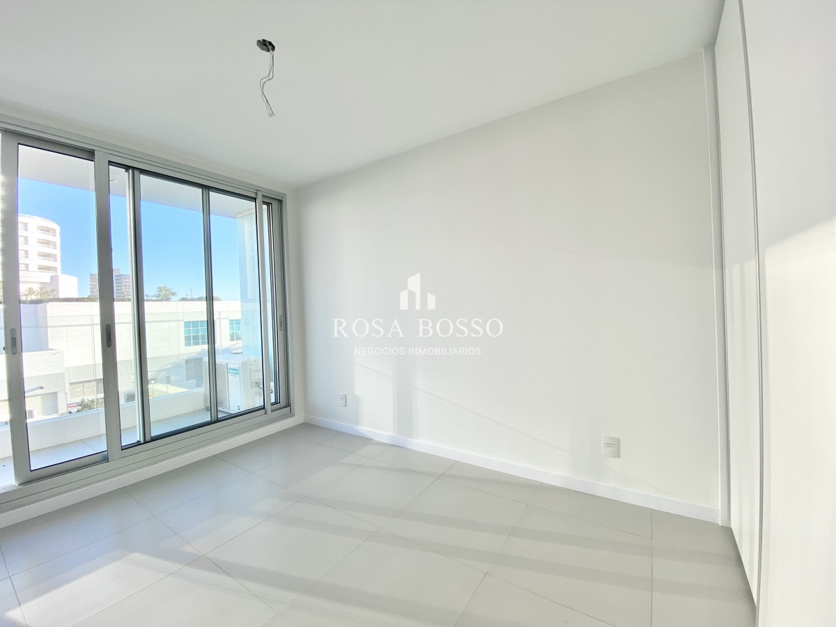 Pine Beach - GoPunta - Portal Inmobiliario de Punta del Este - Maldonado