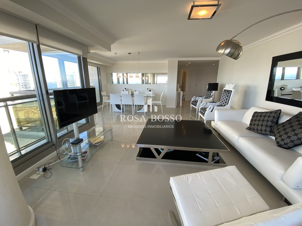 Apartamento ID.2546 - Apartamento Venta alquiler 3 dormitorios Brava Punta del Este