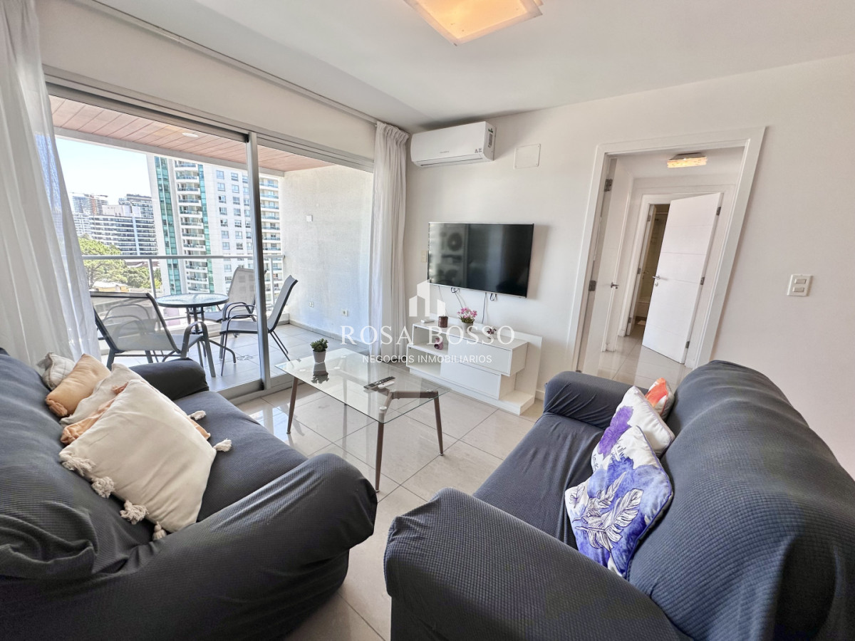 Apartamento ID.9852 - Apartamento Venta 2 dormitorios Brava Punta del Este