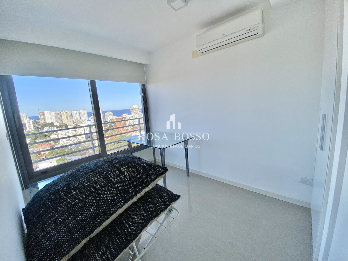 Apartamento ID.5042 - Penthouse Duplex Venta 4 dormitorios Punta del Este Mansa