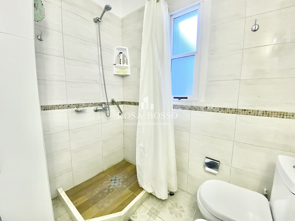 Apartamento ID.9267 - Apartamento Venta 1 dormitorio y medio Patio Parrillero Garaje Península Punta del Este