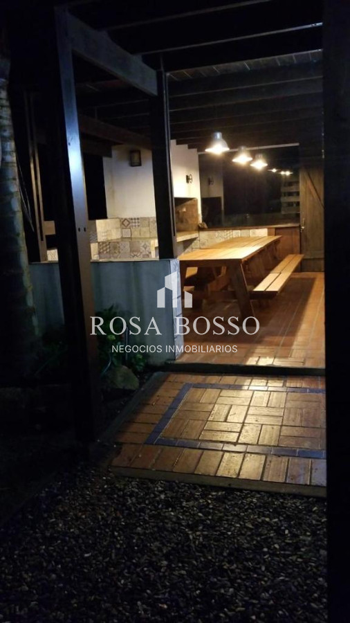 Apartamento ID.2140 - Apartamento Alquiler 3 dormitorios La Barra Punta del Este 