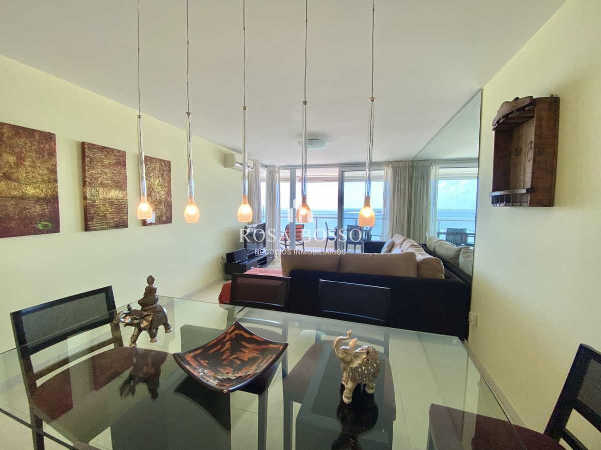 Apartamento ID.2197 - Apartamento, Venta, 2 dormitorios, Mansa, Punta del Este, piso alto