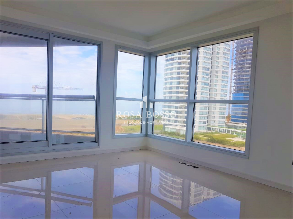 VENTA, Apartamento, 3 dormitorios, Playa Brava, Punta del Este, Uruguay - RBS5634A