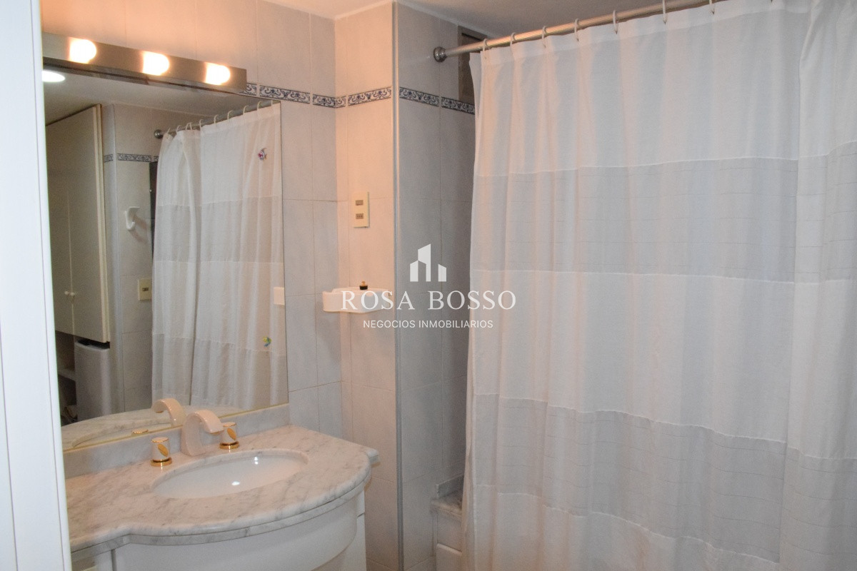 Apartamento ID.1726 - VENTA, Apartamento, 1 dormitorio y medio, Punta del Este, Uruguay