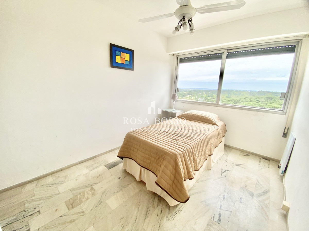 Apartamento ID.1590 - VENTA, Apartamento, 3 dormitorios, Punta del Este, Uruguay