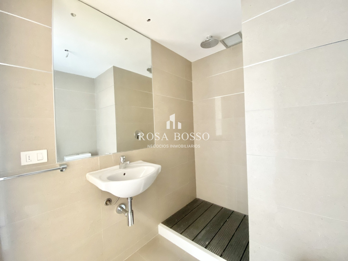 Apartamento ID.5334 - Apartamento, Venta, 3 dormitorios, Playa mansa, Punta del Este