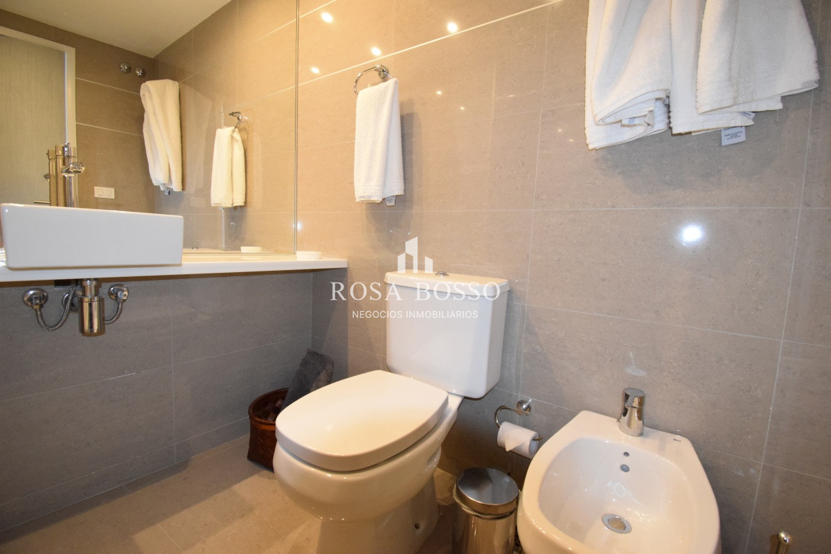 Apartamento ID.5043 - Apartamento Venta 2 dormitorios Mansa Punta del Este