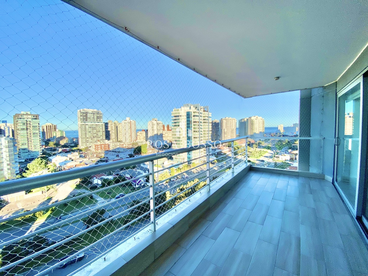 Apartamento ID.9213 - Venta Apartamento 3 dormitorios Punta del Este Mansa