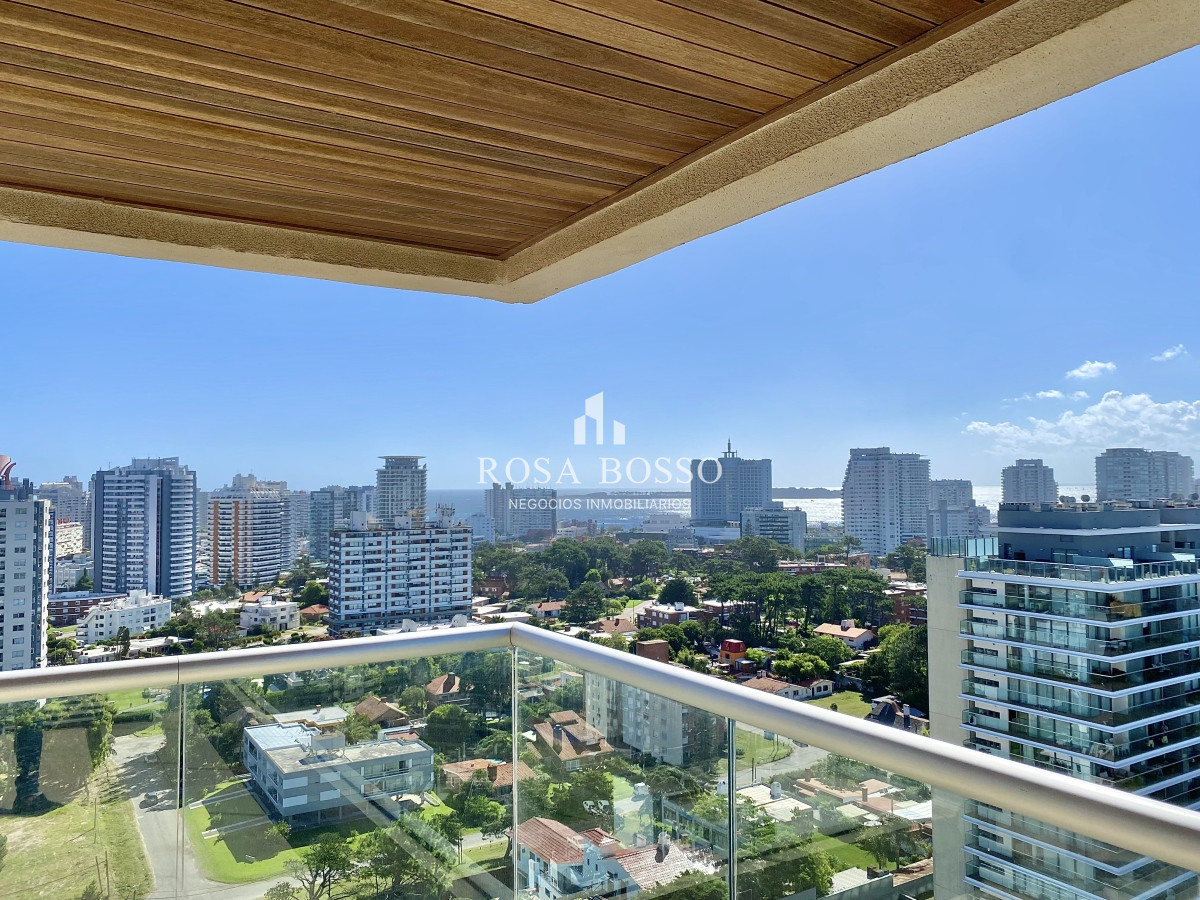 Apartamento ID.8866 - Alquiler, Apartamento, 3 dormitorios, Icon Brava, Punta del Este, Uruguay