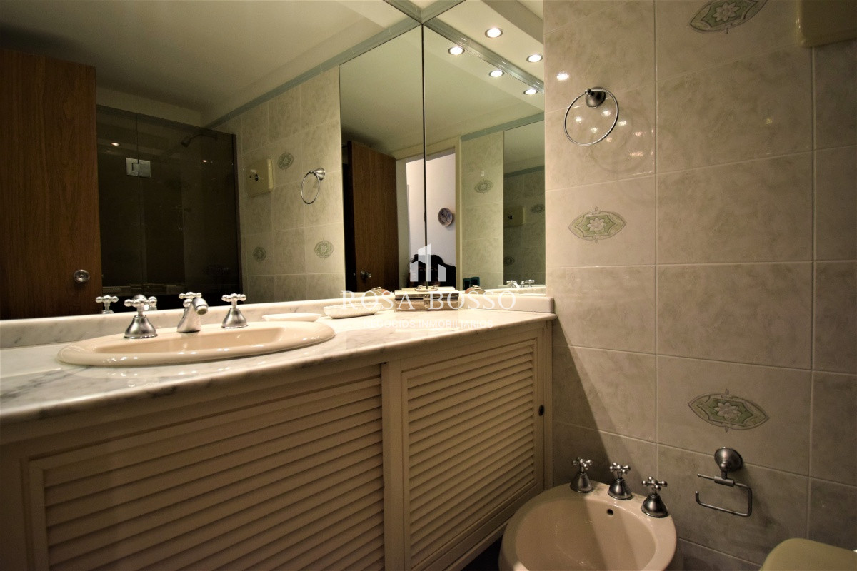 Apartamento ID.2840 - Apto en una hermosa ubicación, en península, zona el Faro. 