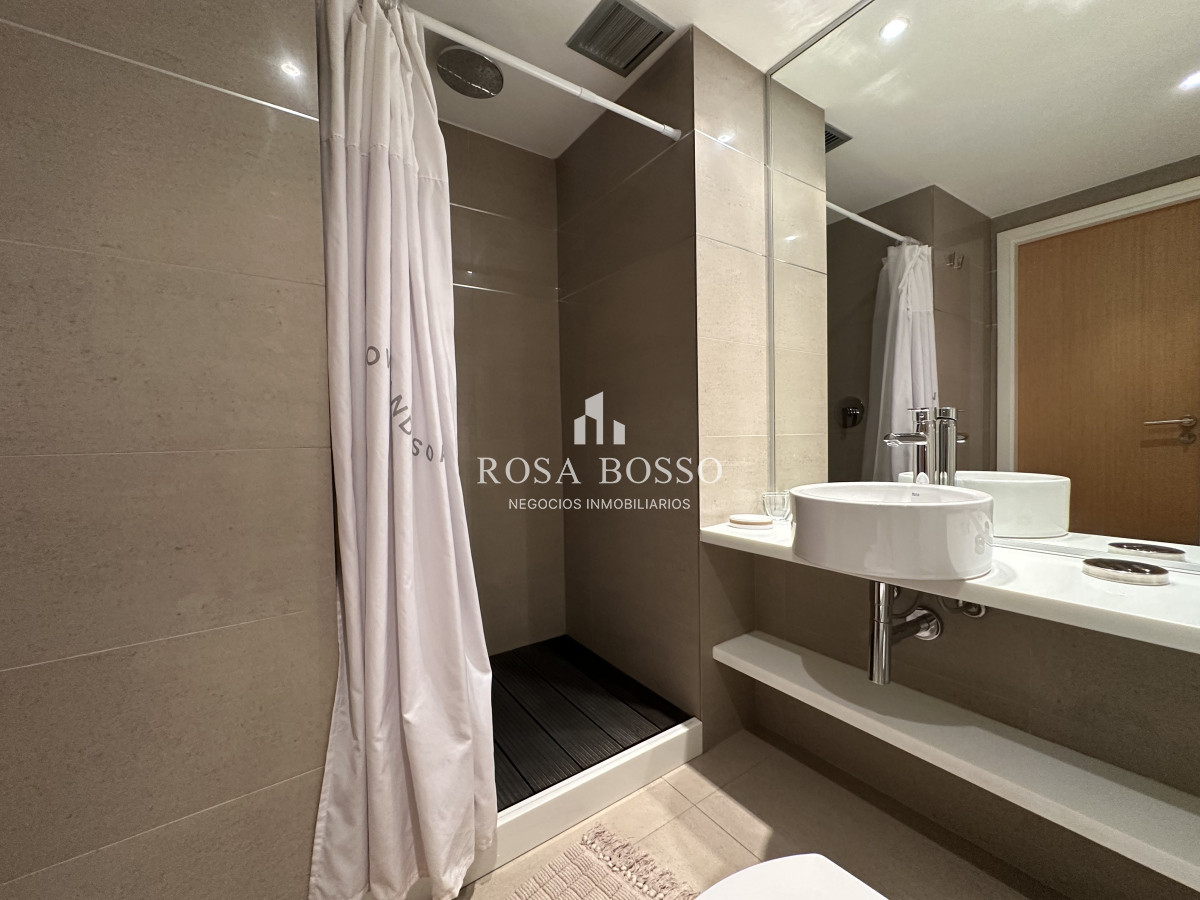 Apartamento ID.5344 - Apartamento Alquiler 3 dormitorios Mansa Punta del Este Alexander Collection