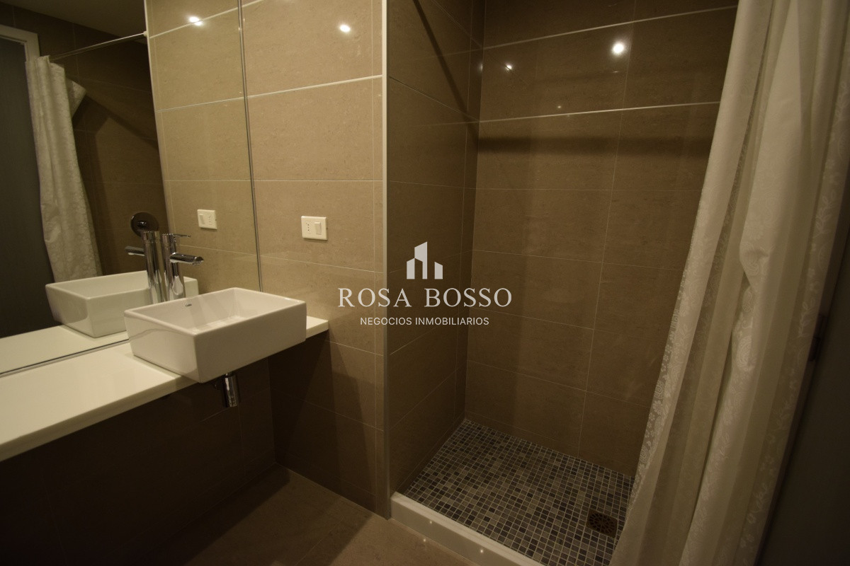 Apartamento ID.5043 - Apartamento Venta 2 dormitorios Mansa Punta del Este
