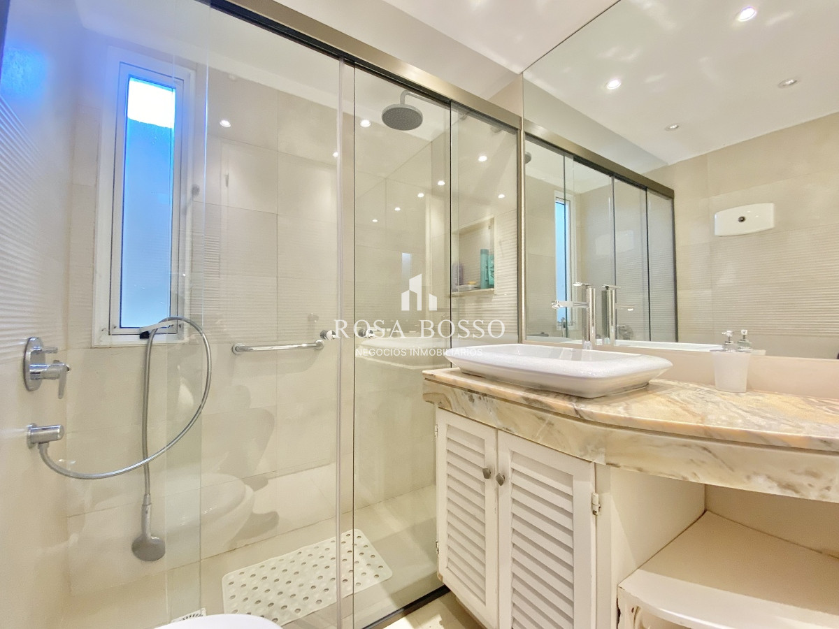Apartamento ID.2153 - Apartamento Venta 3 dormitorios Brava Punta del Este 