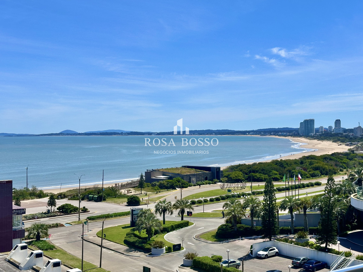 Apartamento ID.5040 - Apartamento Venta 3 dormitorios Punta del Este Mansa