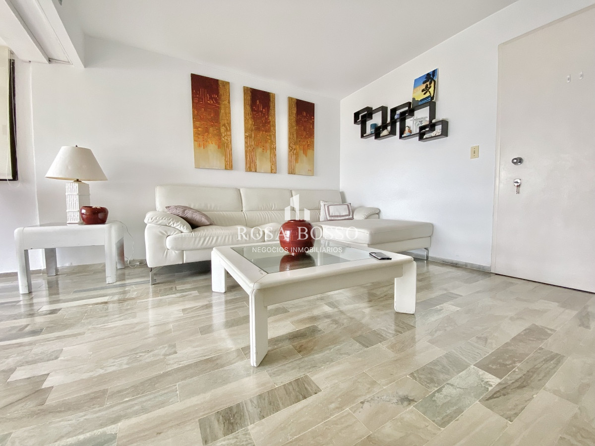 Apartamento ID.2153 - Apartamento Venta 3 dormitorios Brava Punta del Este 