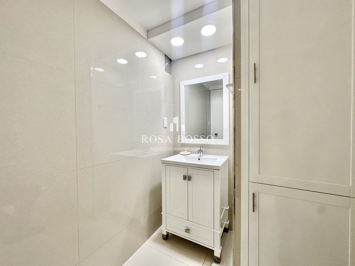 Apartamento ID.9549 - Apartamento Venta 2 dormitorios Península Punta del Este con vista