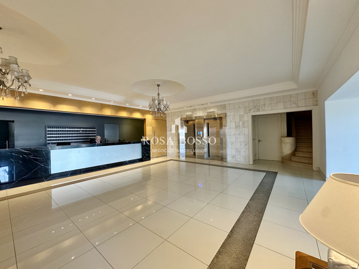 Apartamento ID.9783 - Monoambiente Venta Península Punta del Este Inversión