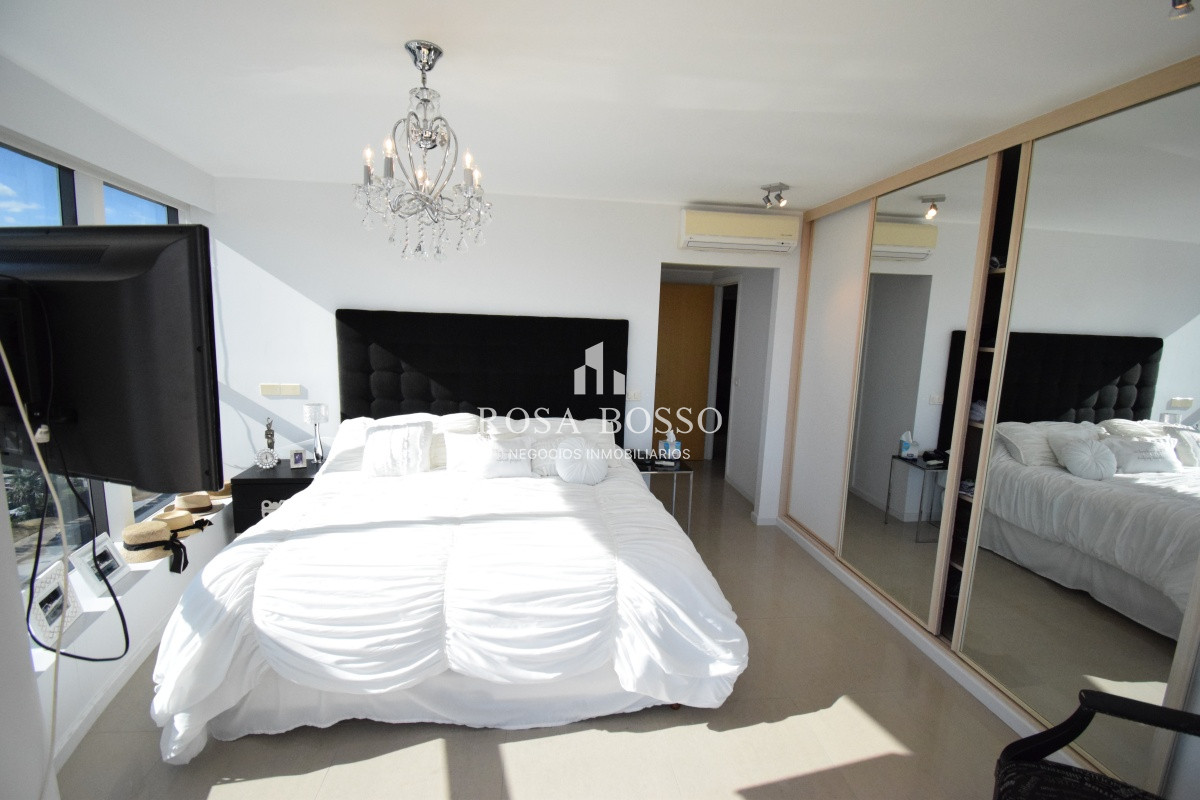 Apartamento ID.5040 - Apartamento, Venta, 3 dormitorios, Punta del Este, Mansa