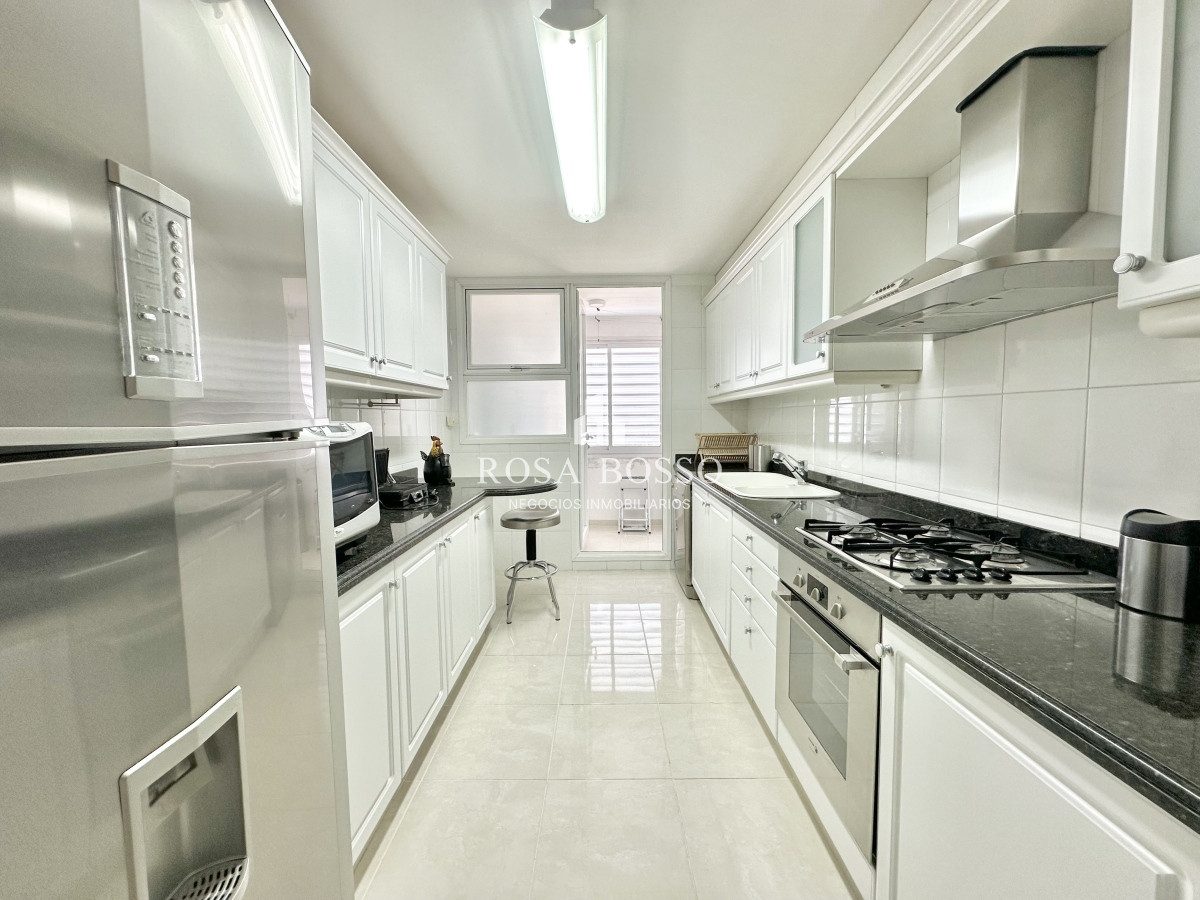 Apartamento ID.9348 - Apartamento Le Jardín Venta 3 dormitorios  Mansa  Punta del Este