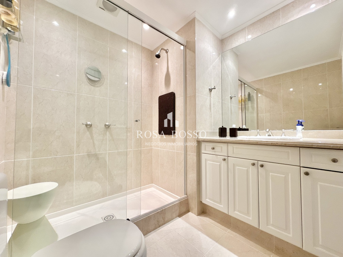 Apartamento ID.9348 - Apartamento Le Jardín Venta 3 dormitorios  Mansa  Punta del Este